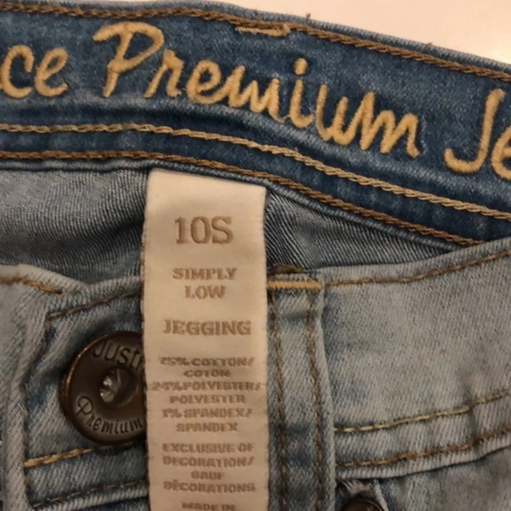 Justice simply low premium Jean jegging. Size 10S. Light‎ wash denim K#8